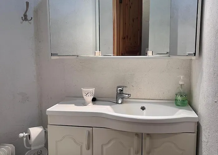 Viihtyisae Savonlinnan Lehtiniemessae * Savonlinna